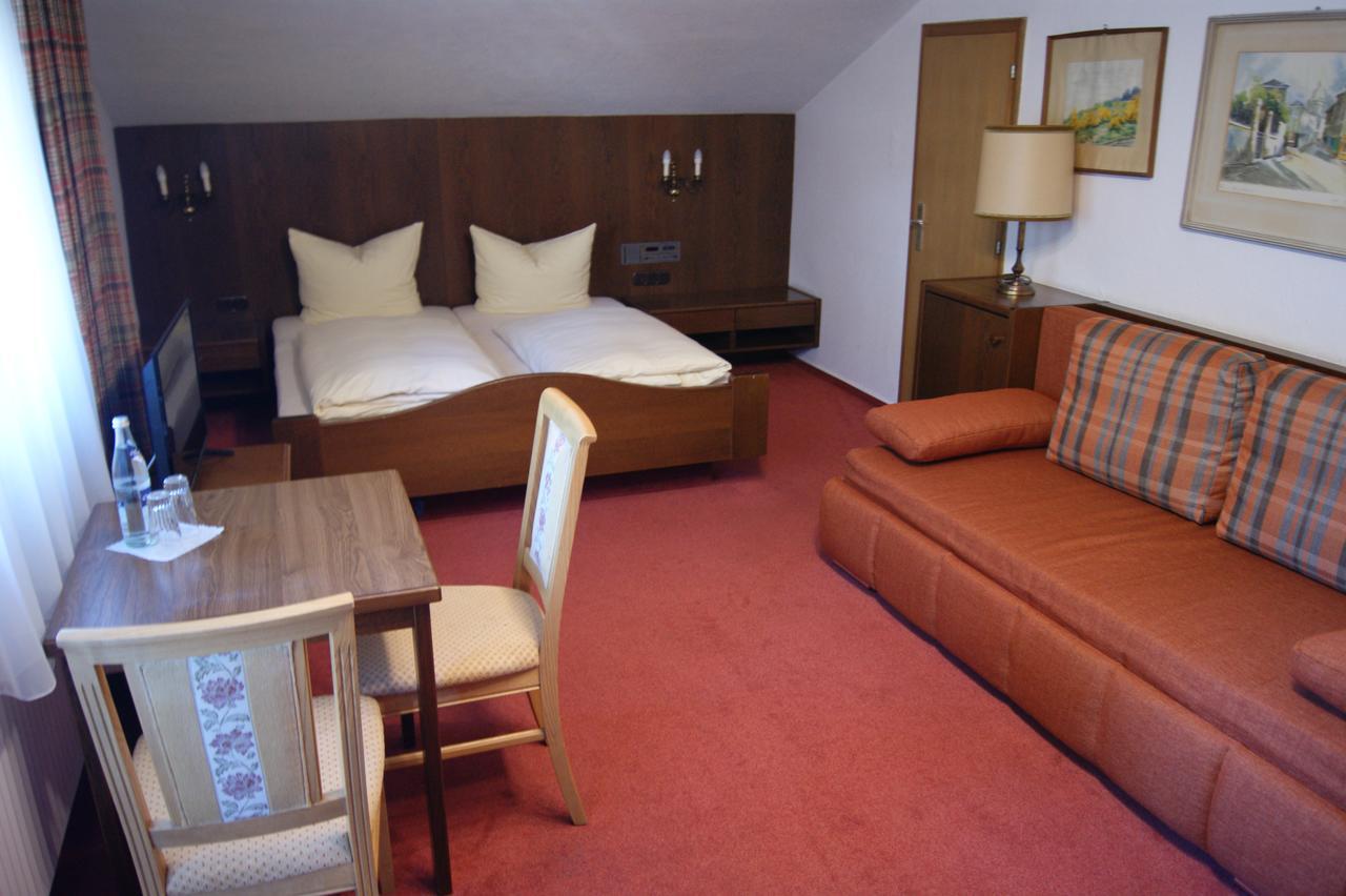 Gaestehaus Charlotte ไบริชเซลล์ ภายนอก รูปภาพ