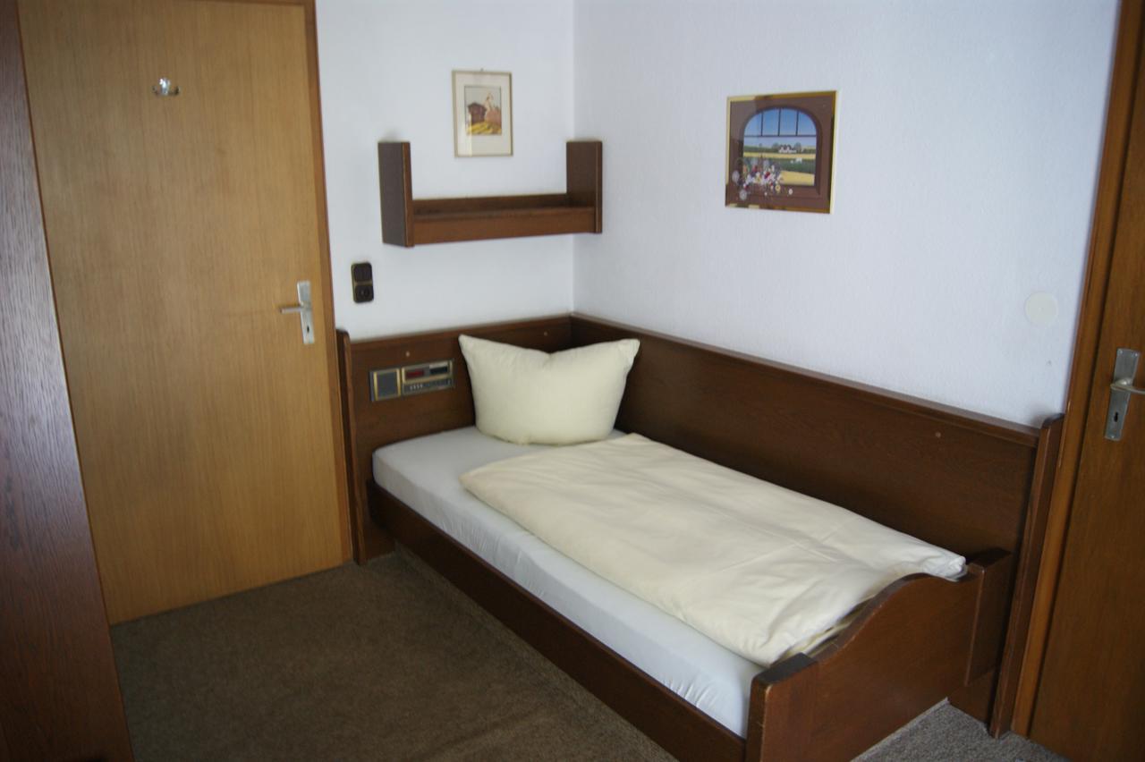 Gaestehaus Charlotte ไบริชเซลล์ ภายนอก รูปภาพ