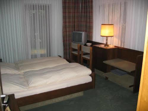 Gaestehaus Charlotte ไบริชเซลล์ ภายนอก รูปภาพ